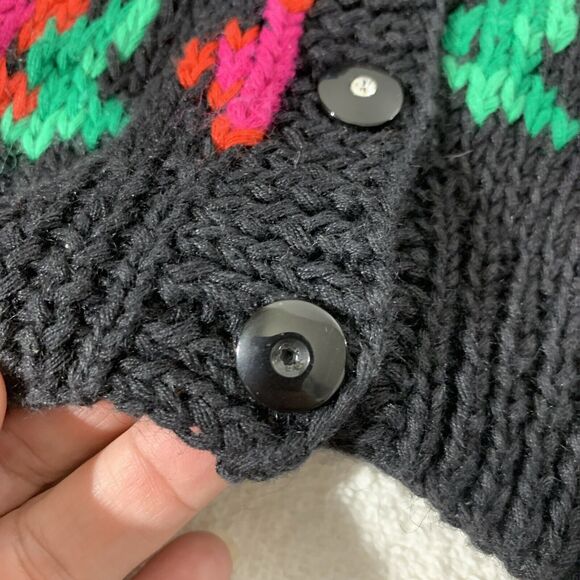 Cambridge Vintage Hand Knit Sweater Womens Large Cardigan Floral - Picture 7 of 7